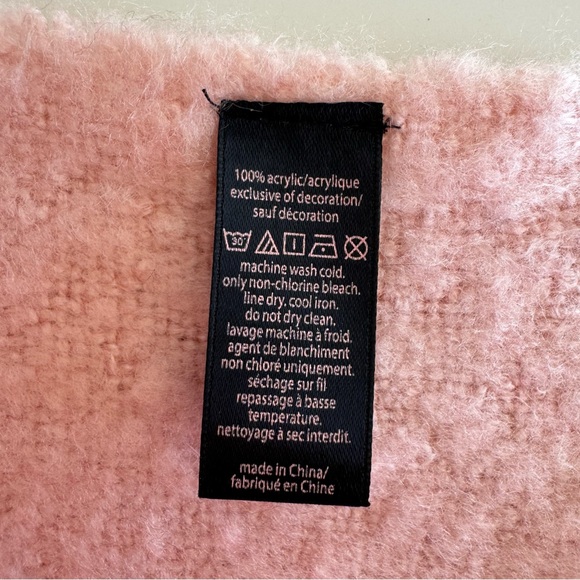 Victoria's Secret💕Pink Blush Colorblock Scarf - Picture 4 of 4